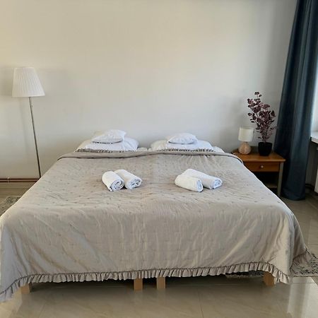 Apartamenty Cud Miod Krosno Bagian luar foto