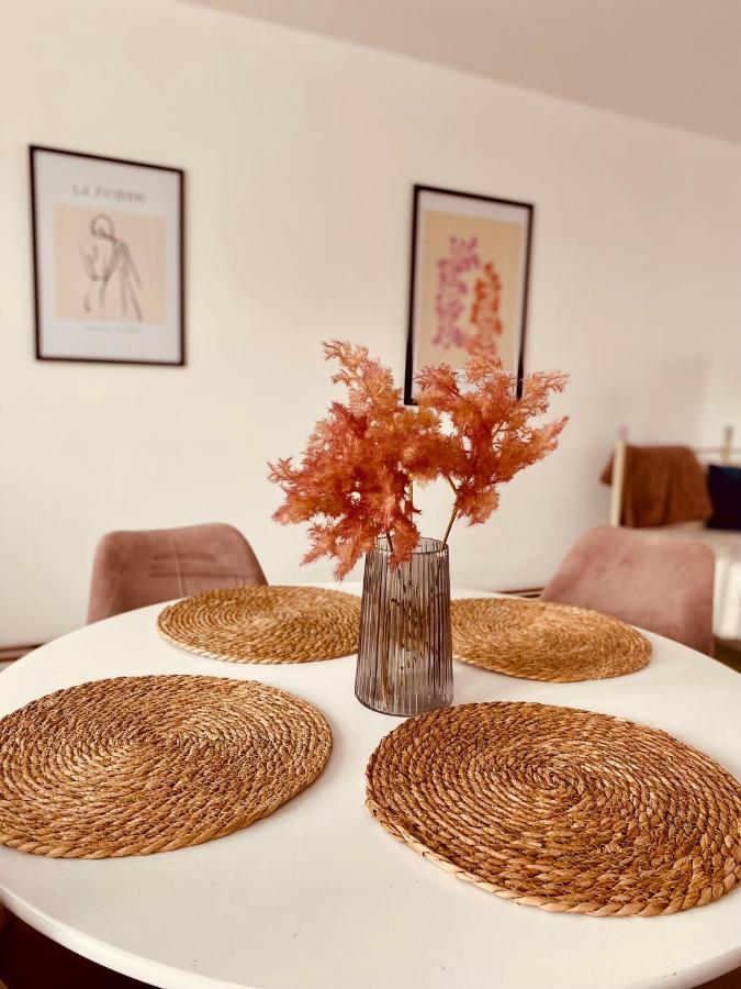 Apartamenty Cud Miod Krosno Bagian luar foto