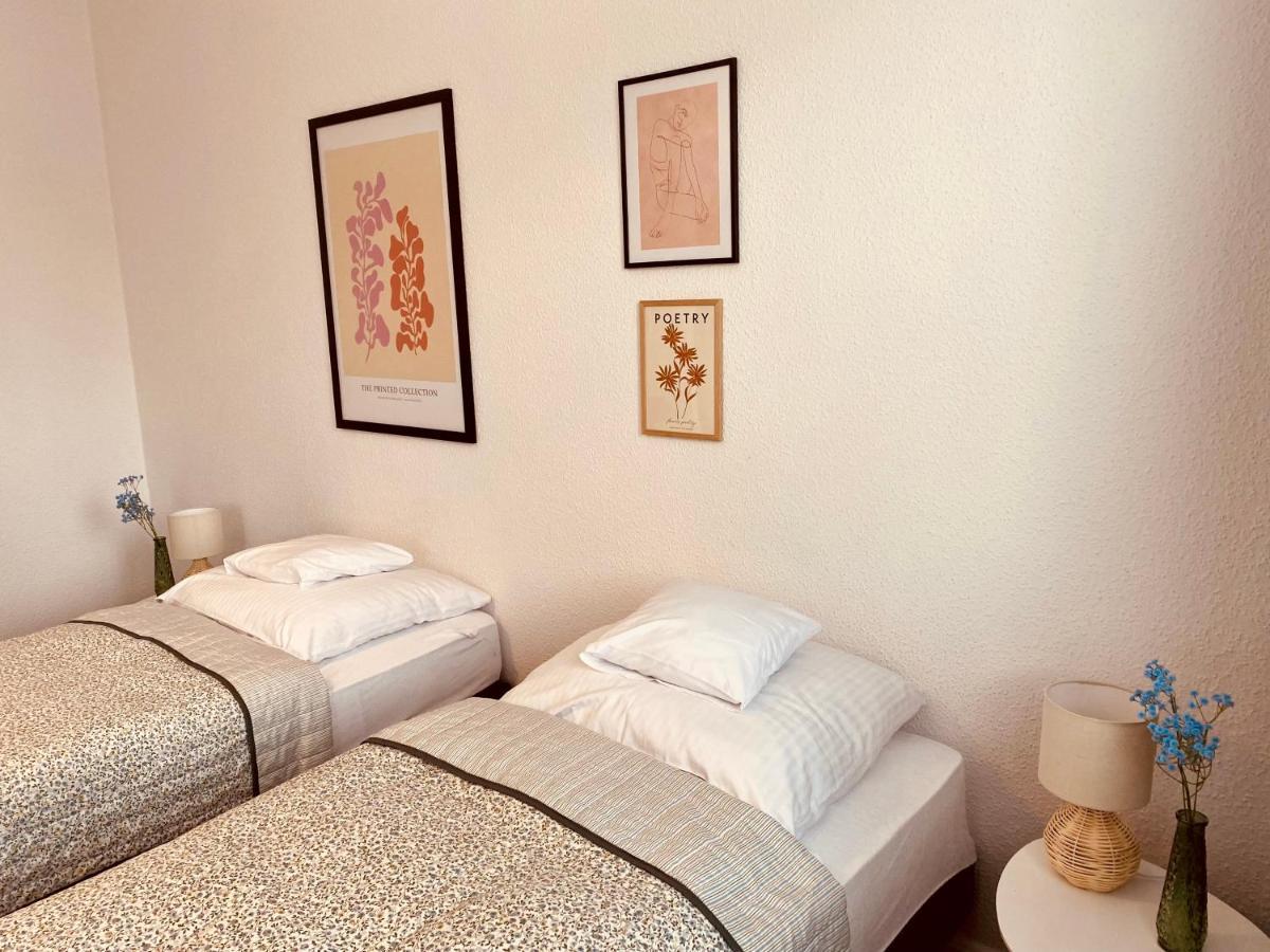 Apartamenty Cud Miod Krosno Bagian luar foto